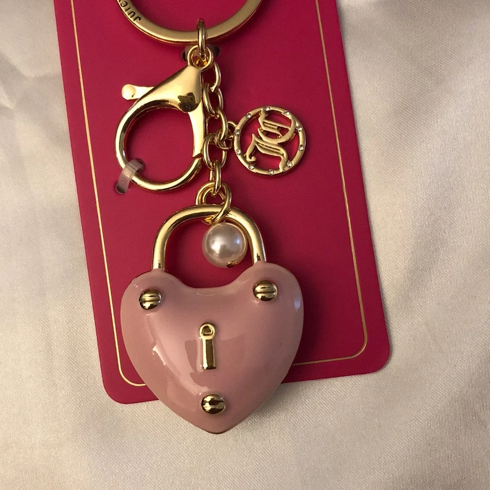 Juicy Couture Gold Tone & Pink Enamel Padlock Heart Keychain Bag Charm NWT